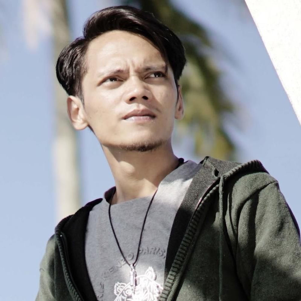 Anggi Rayns